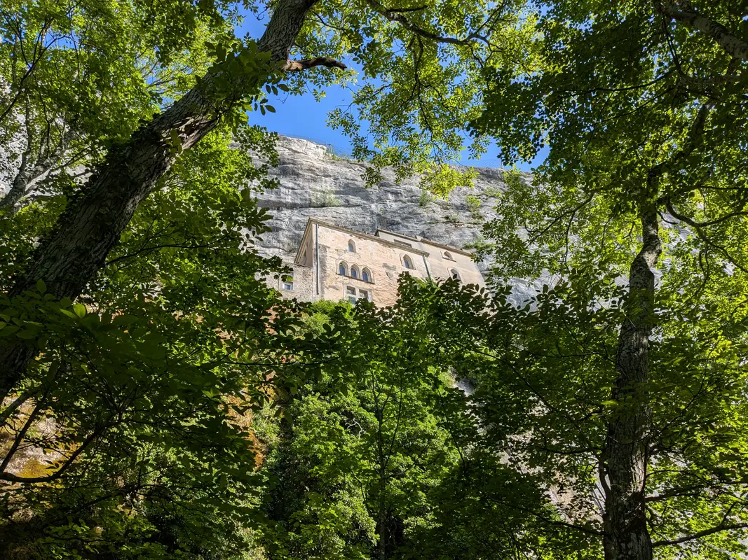 Le sanctuaire Sainte-Marie-Madeleine © VF