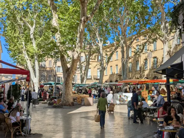 Le marché provençal de la place Richelme