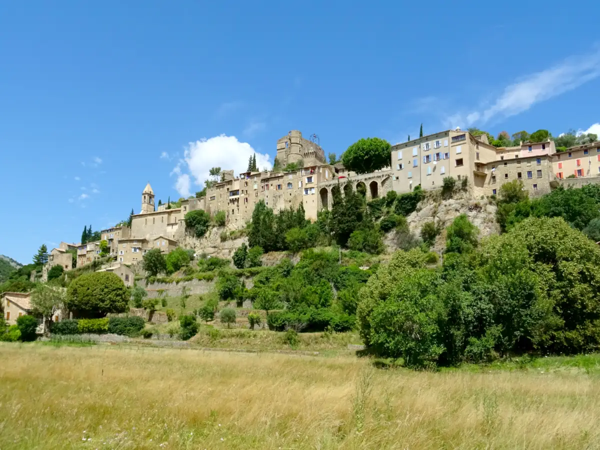 Montbrun-les-bains © VF